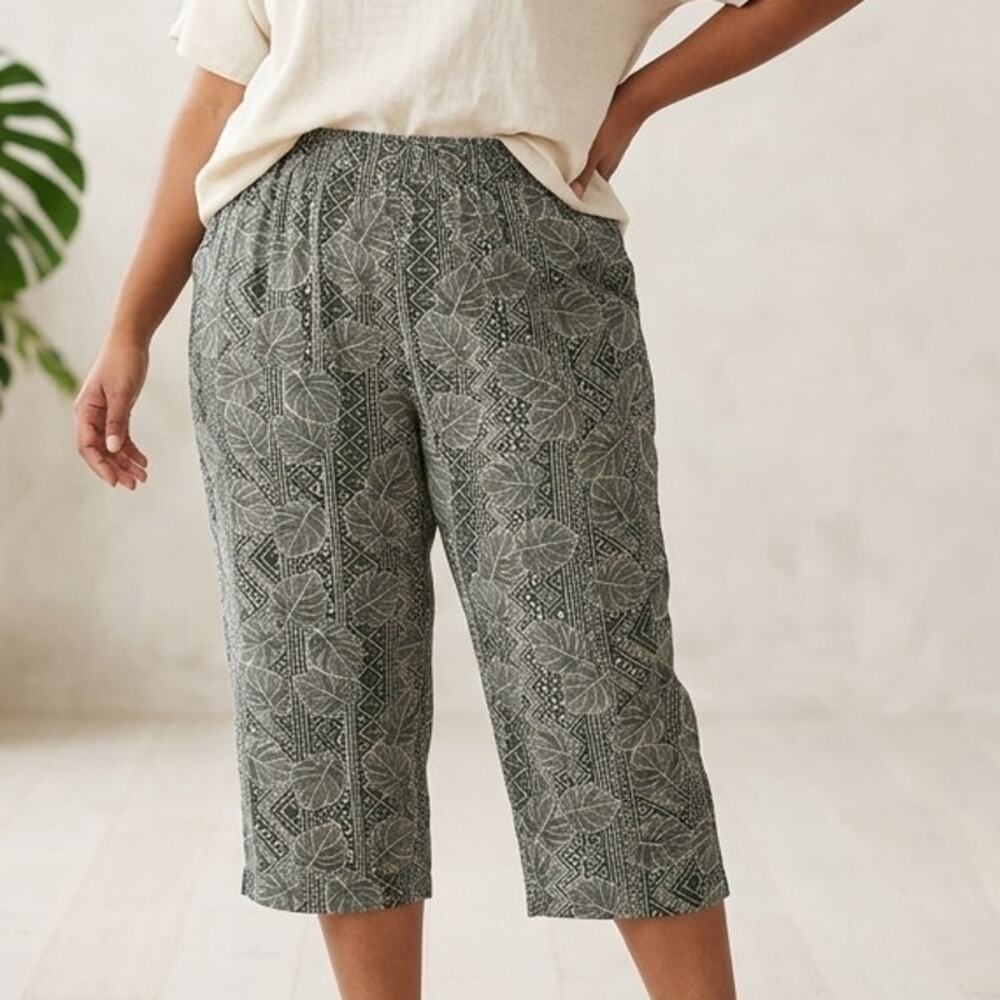 Woman Within Palm Leaf Capris Womens 32W Green High Waisted Pull On Pants 32 5X